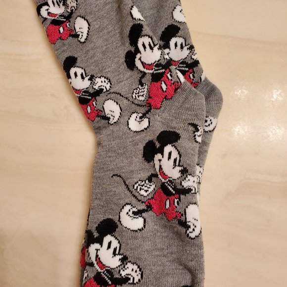Mickey Mouse 4 pack long tube socks - Brand New - Picture 9 of 13